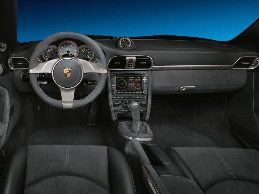  Porsche 911 GT3 2009 года  (фото 17 из 39)